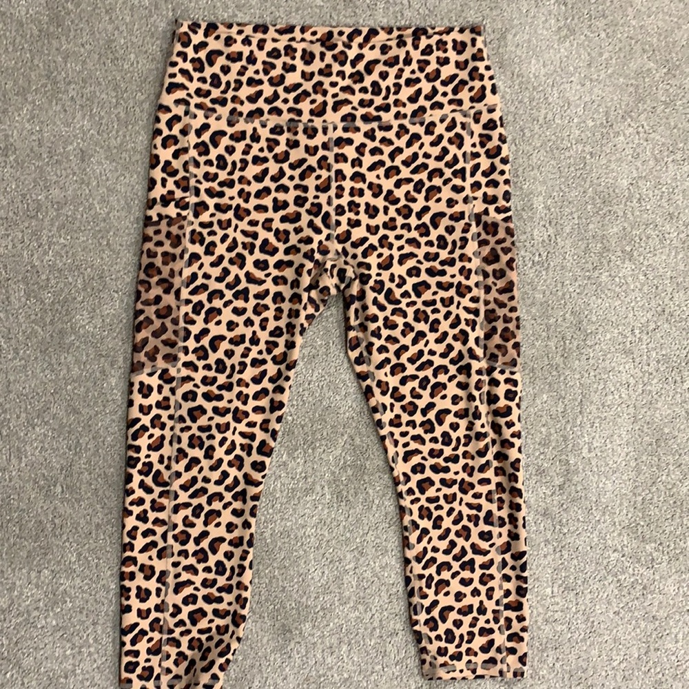 Fabletics Leopard Print Pocket Leggings 7/8